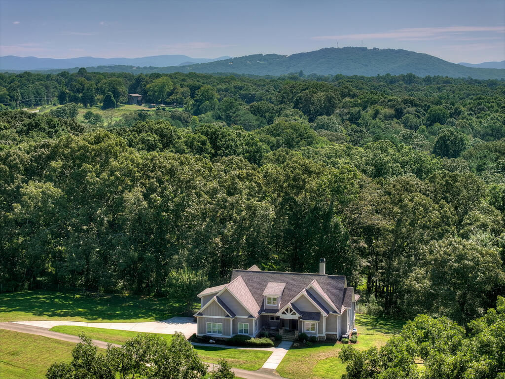 2703 Hwy 382w