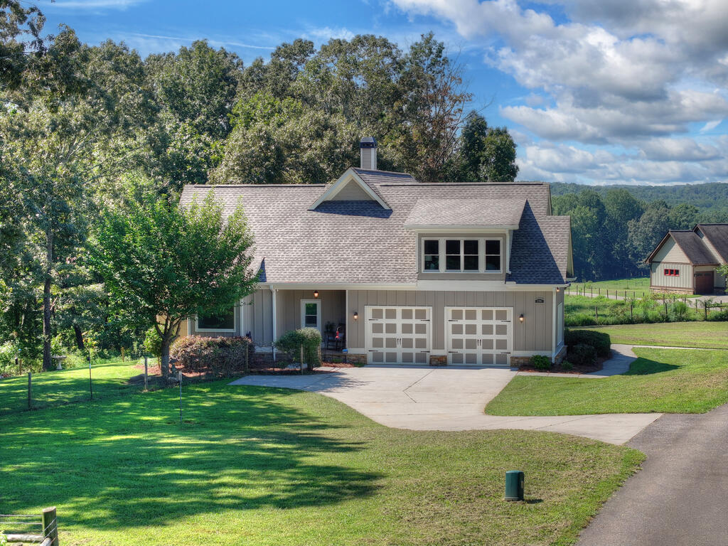 2703 Hwy 382w