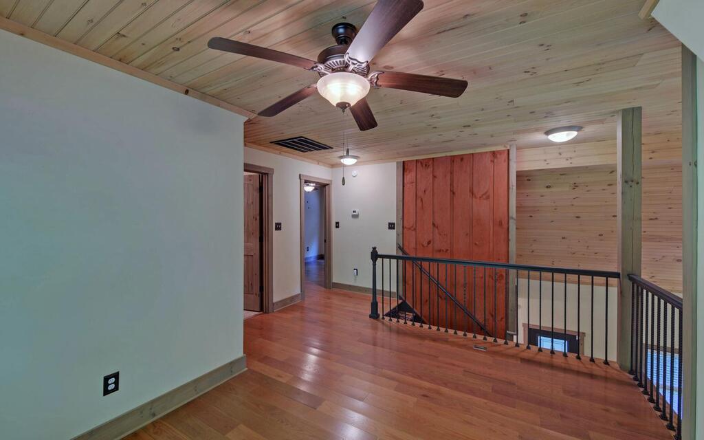 1374 Lucius Road