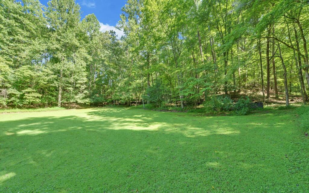 1374 Lucius Road