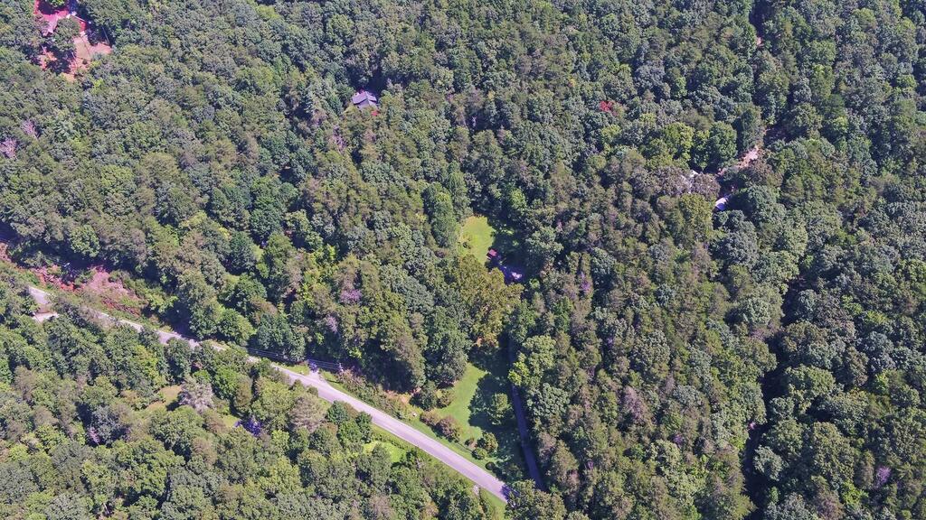 1374 Lucius Road