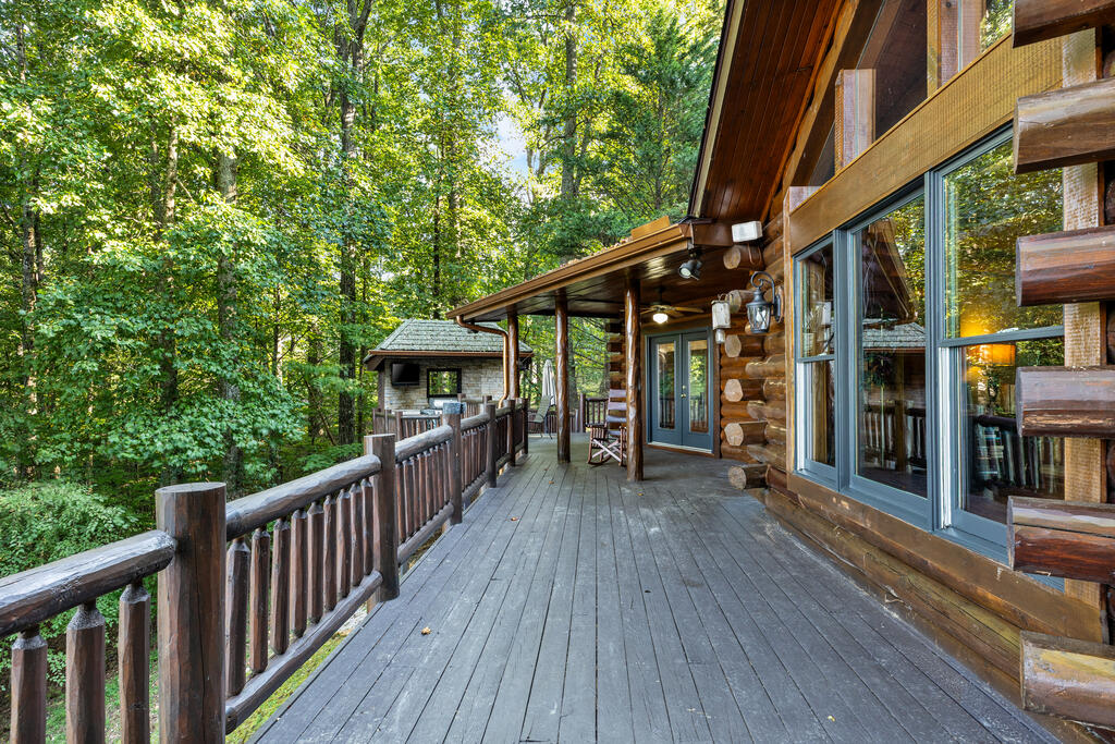 260 Observation Lane