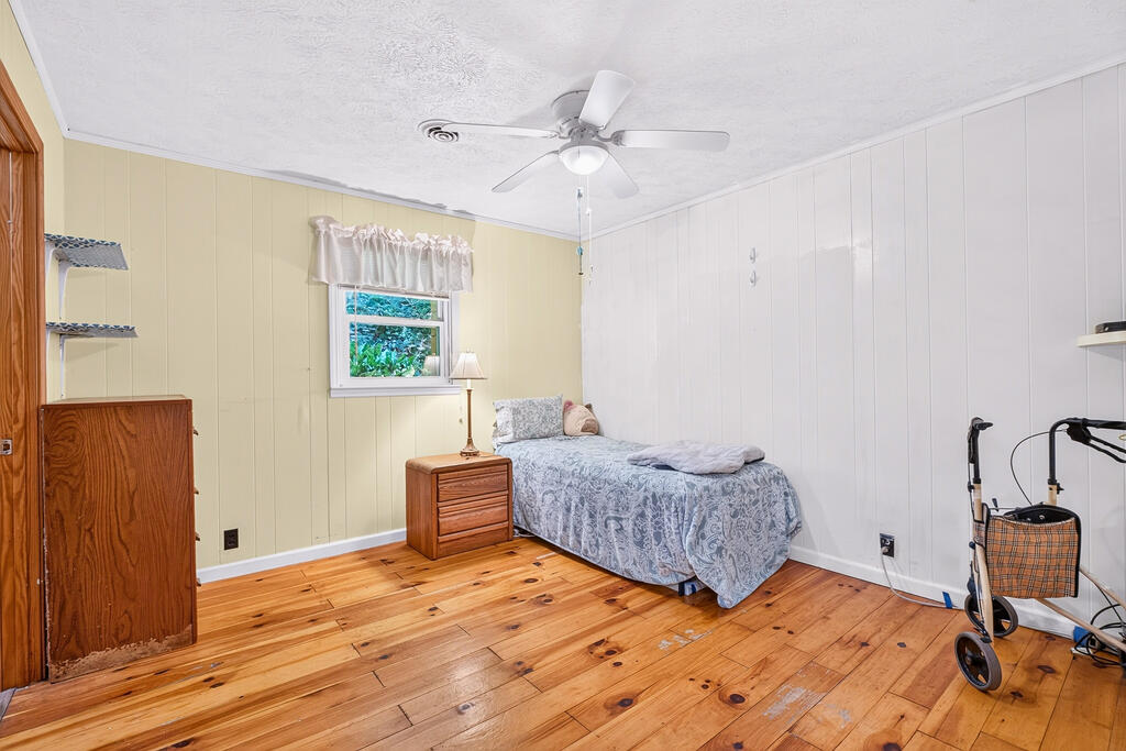 466 Ellington Road