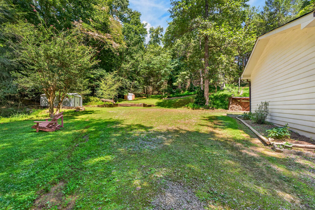466 Ellington Road