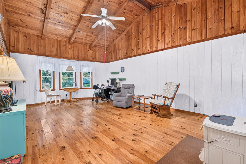 466 Ellington Road