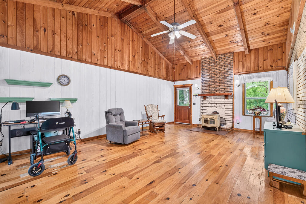 466 Ellington Road