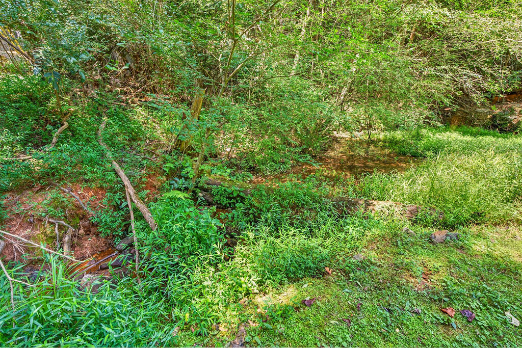 466 Ellington Road