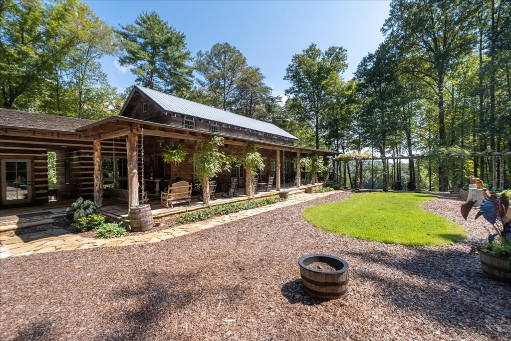 207 Utana Bluffs Trail