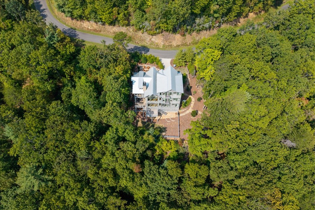 207 Utana Bluffs Trail