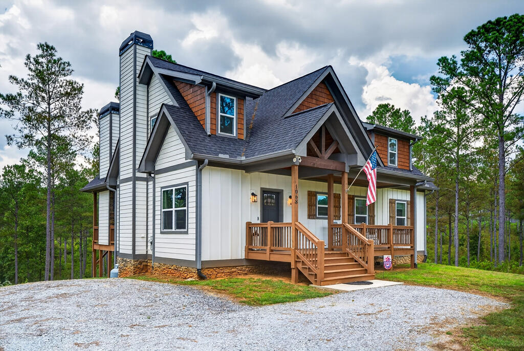 1068 High River Road