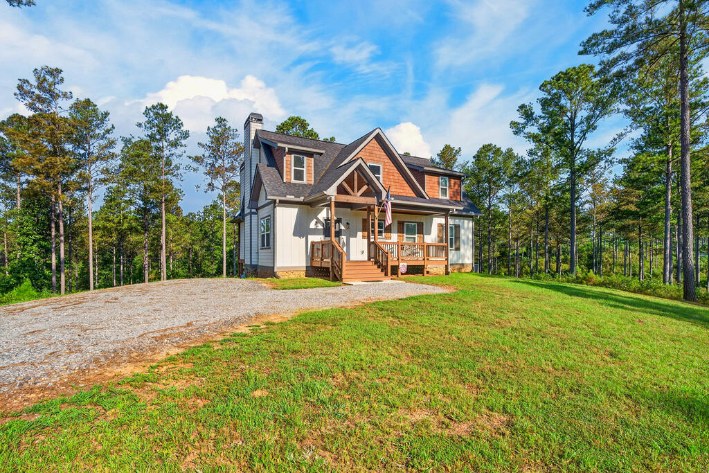 1068 High River Road