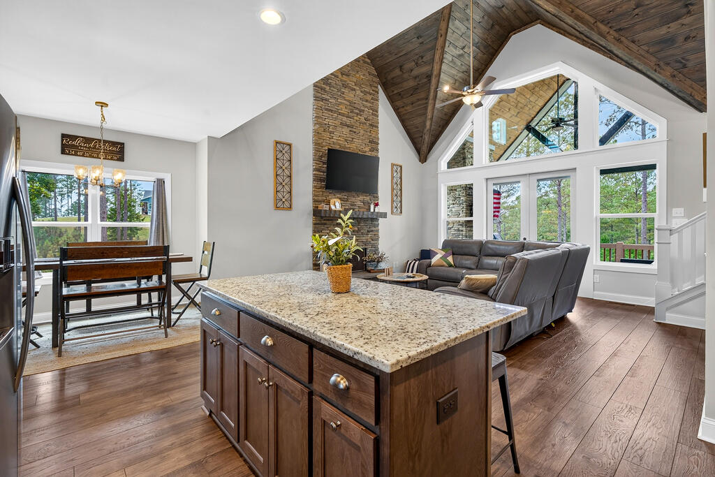 1068 High River Road