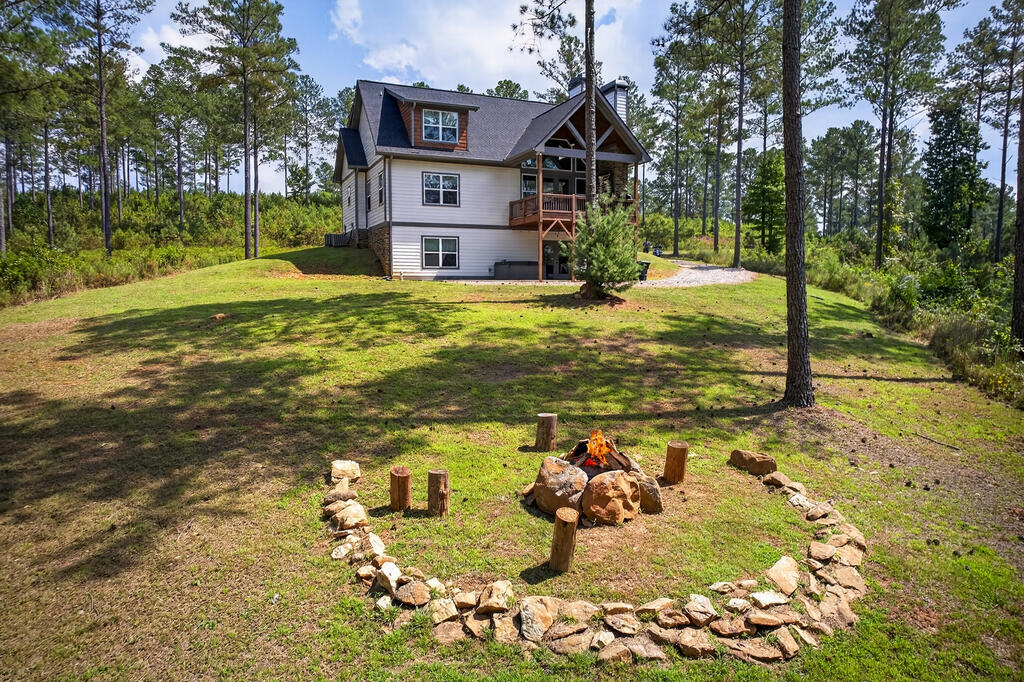 1068 High River Road