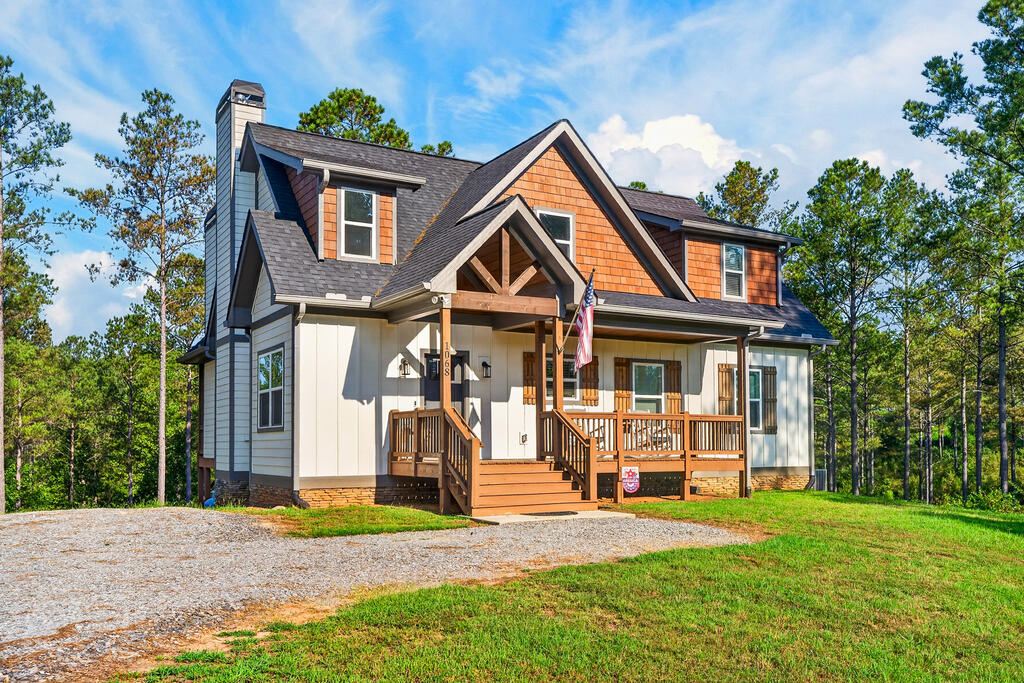 1068 High River Road