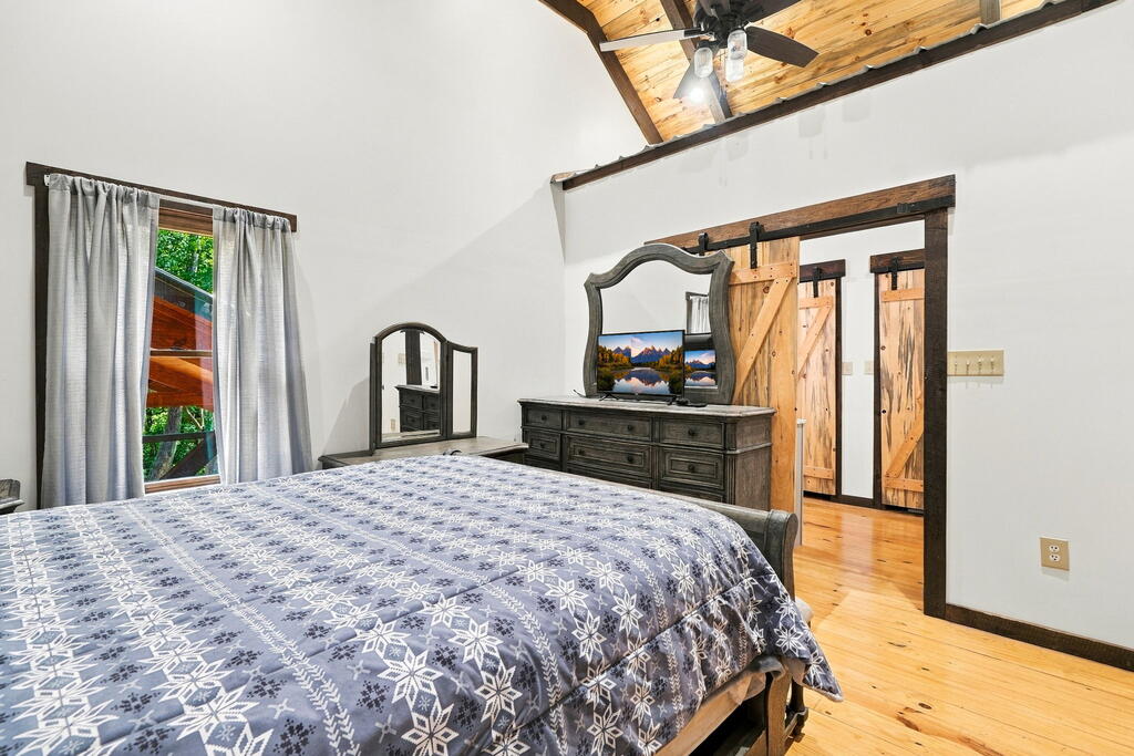 268 Mission Hill Rd