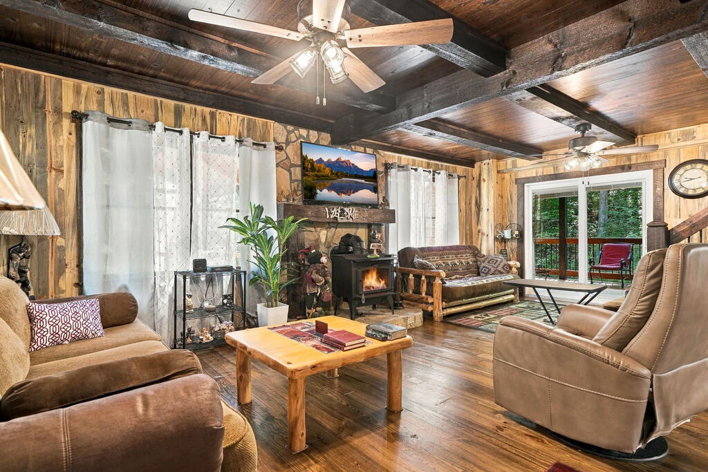 268 Mission Hill Rd