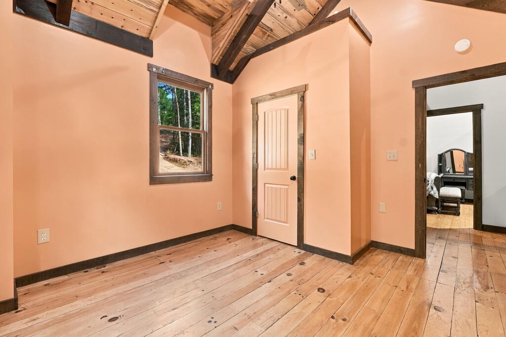 268 Mission Hill Rd