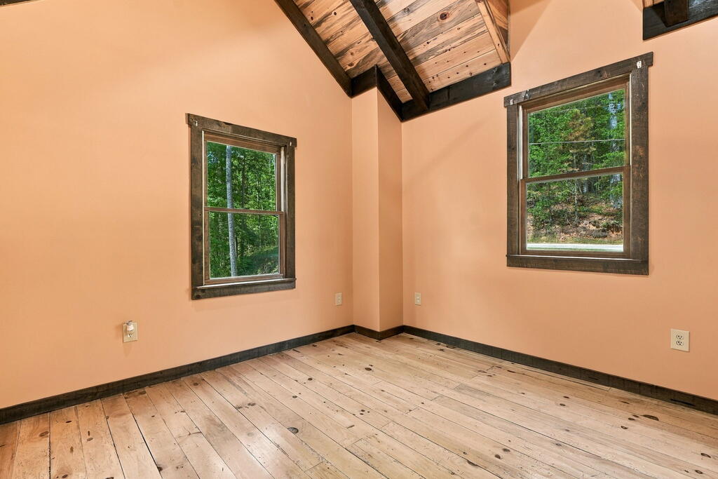 268 Mission Hill Rd