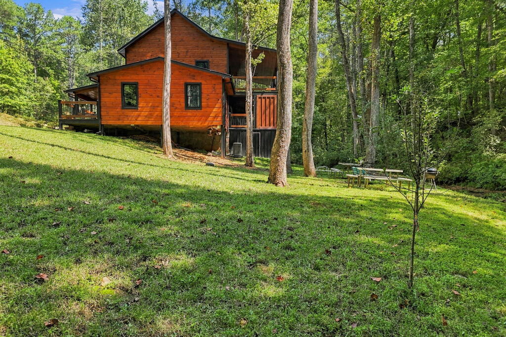 268 Mission Hill Rd