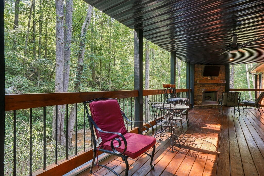 268 Mission Hill Rd