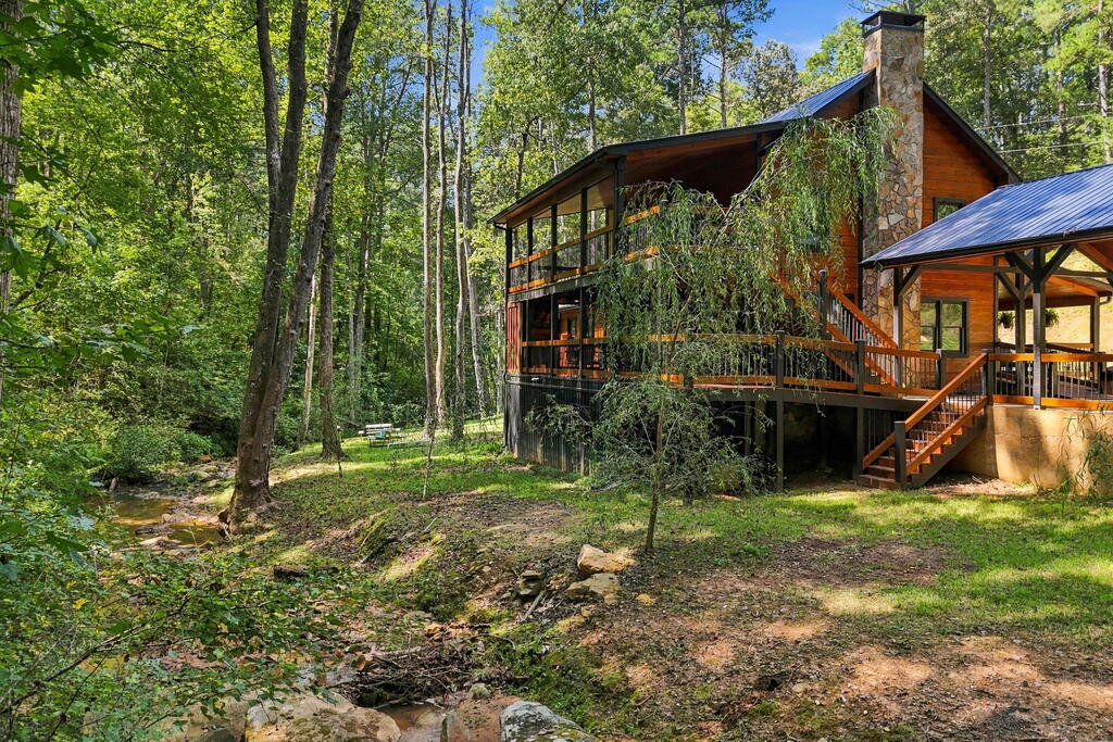 268 Mission Hill Rd
