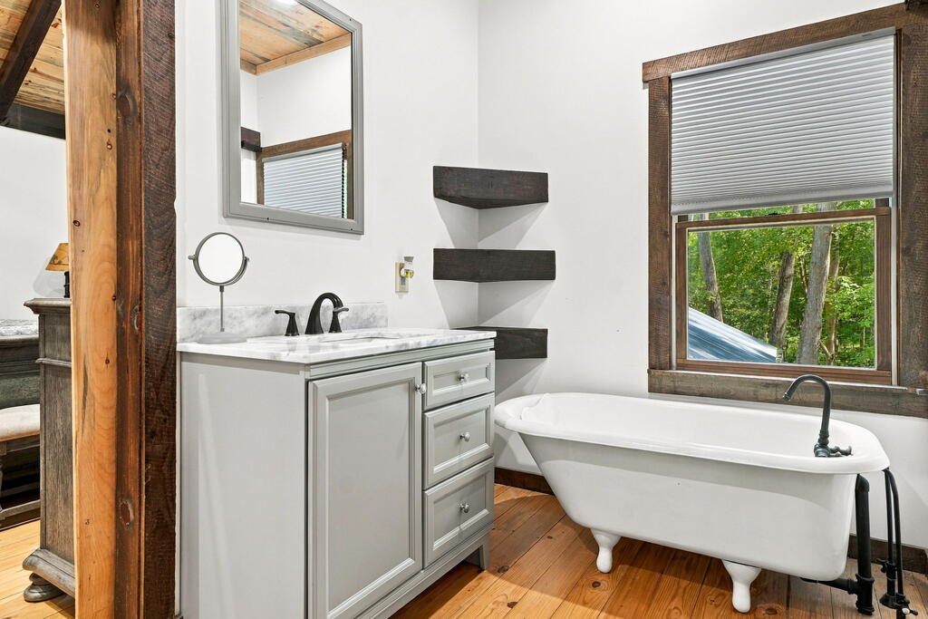 268 Mission Hill Rd