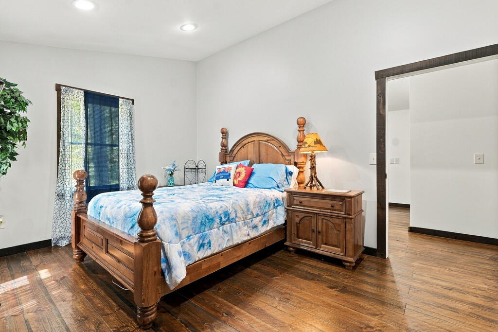 268 Mission Hill Rd