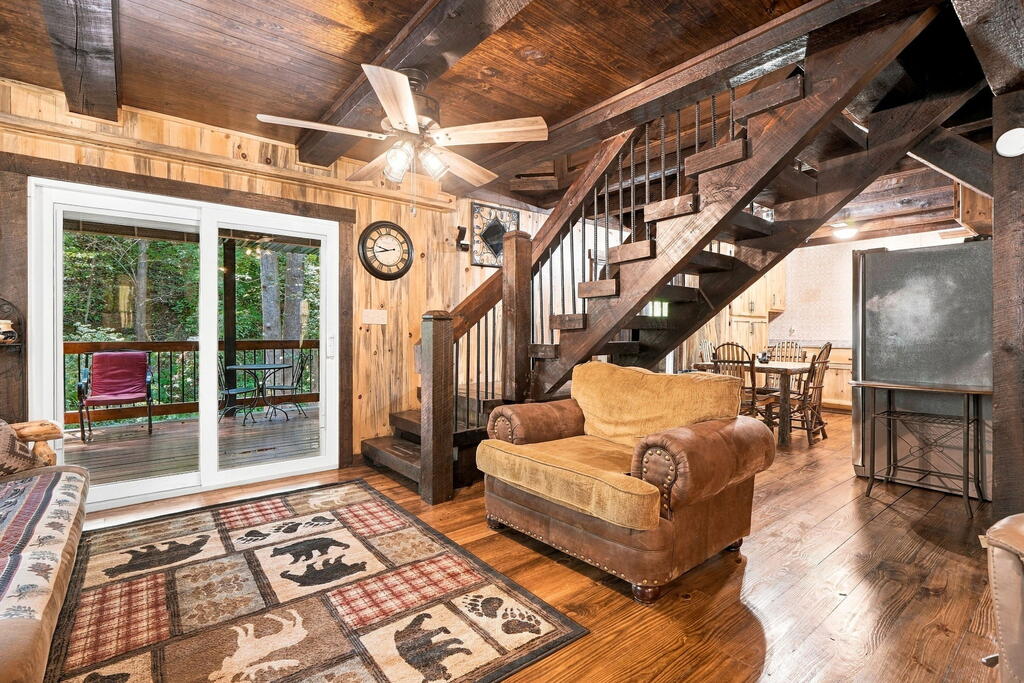 268 Mission Hill Rd