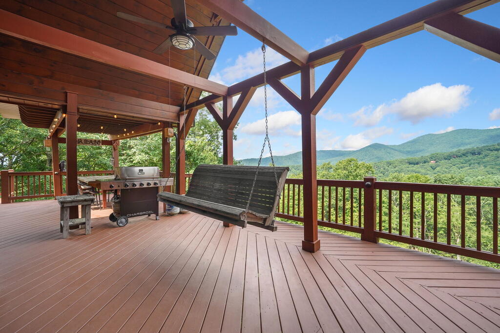 551 Amy Creek Circle