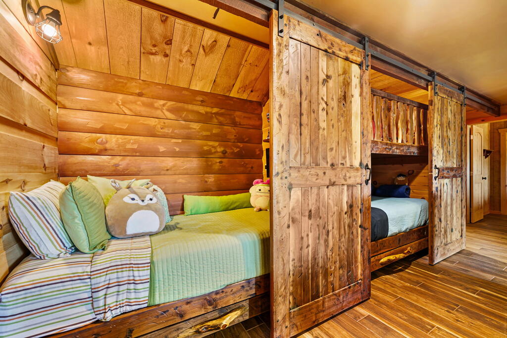 551 Amy Creek Circle