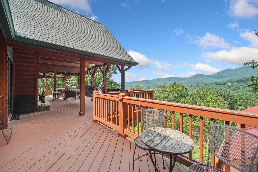 551 Amy Creek Circle