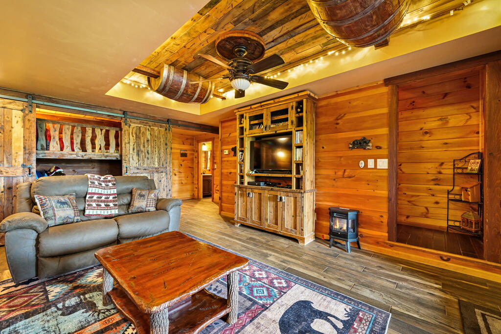 551 Amy Creek Circle