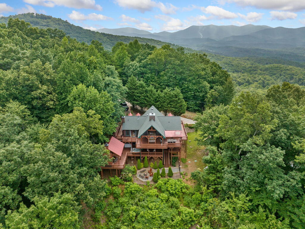 551 Amy Creek Circle
