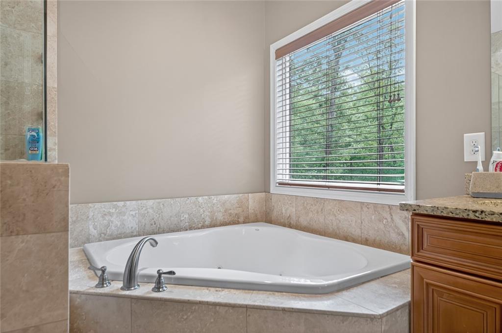 3184 Saint Andrews Way