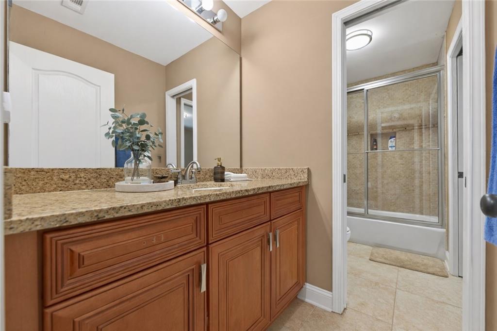 3184 Saint Andrews Way