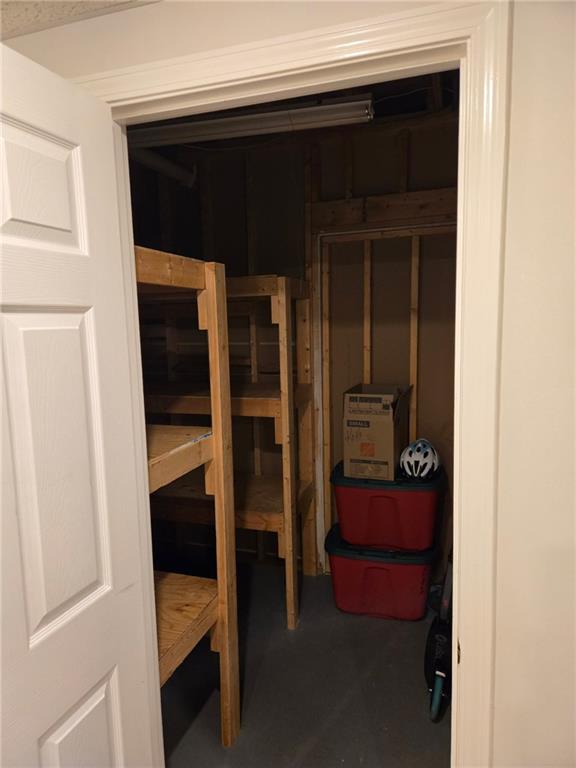 1161 Grand Oaks Glen NW