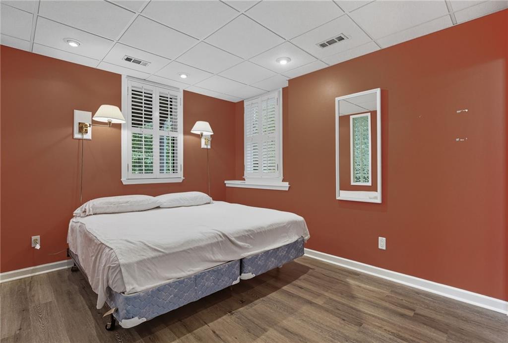 1161 Grand Oaks Glen NW