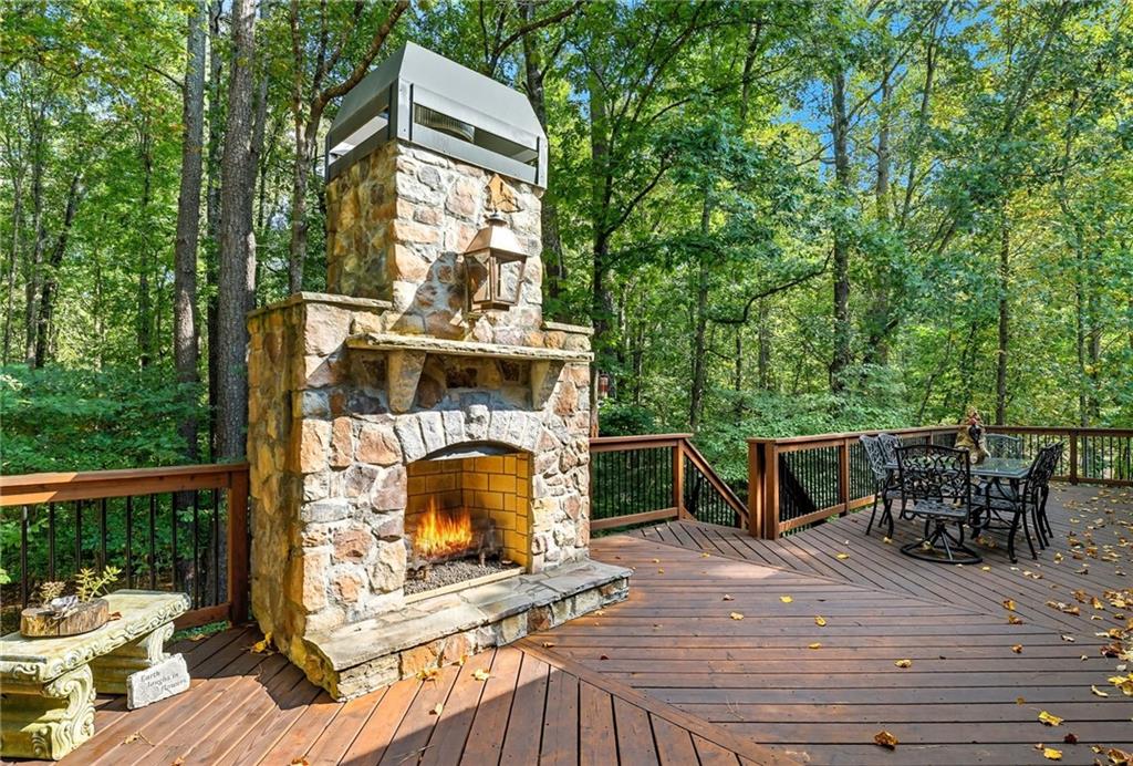 1161 Grand Oaks Glen NW