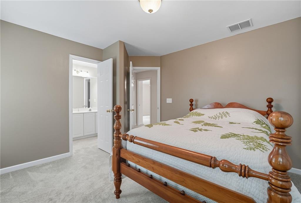 1161 Grand Oaks Glen NW