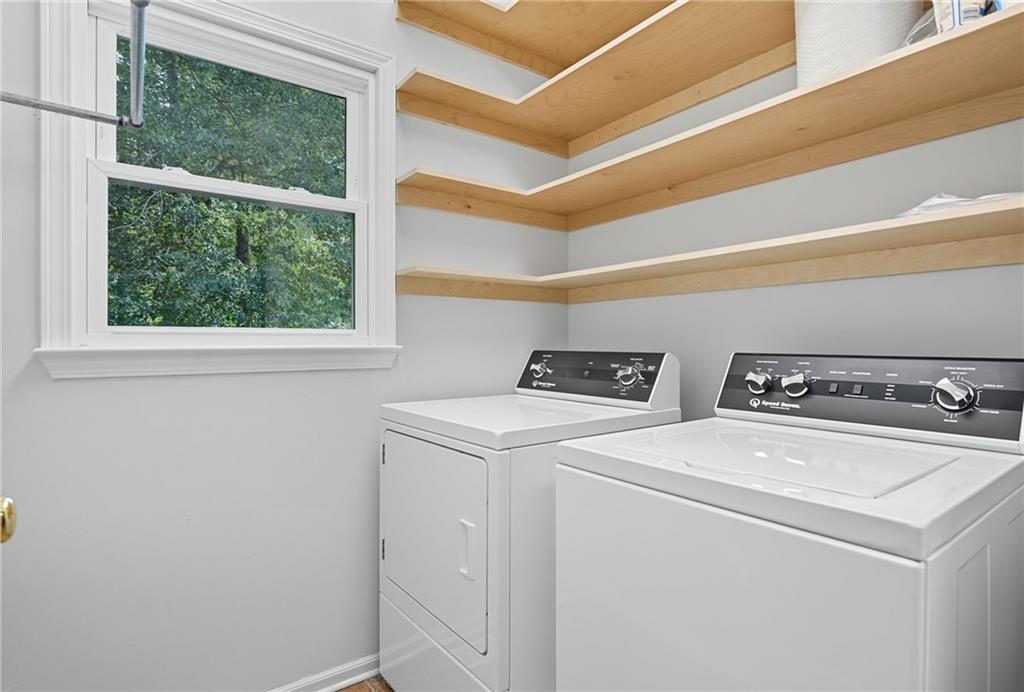 1161 Grand Oaks Glen NW