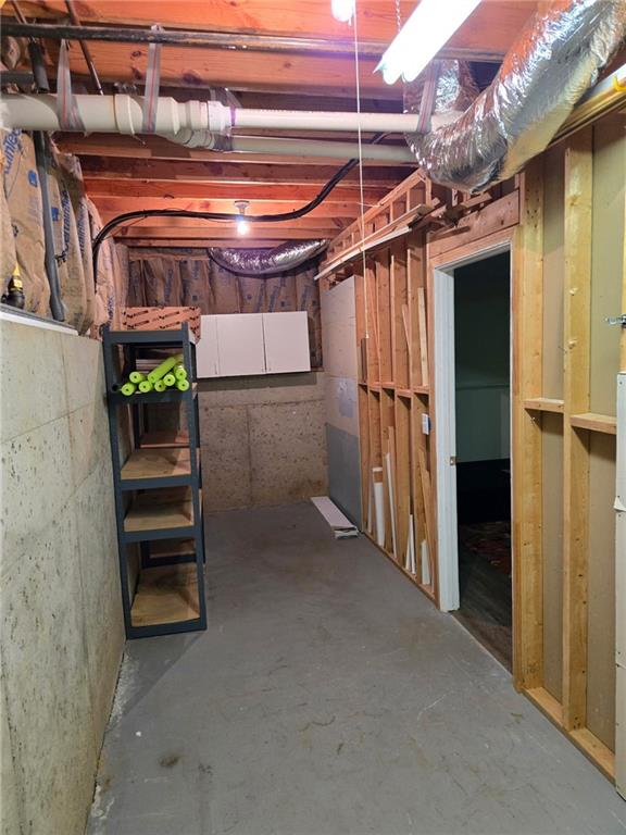 1161 Grand Oaks Glen NW