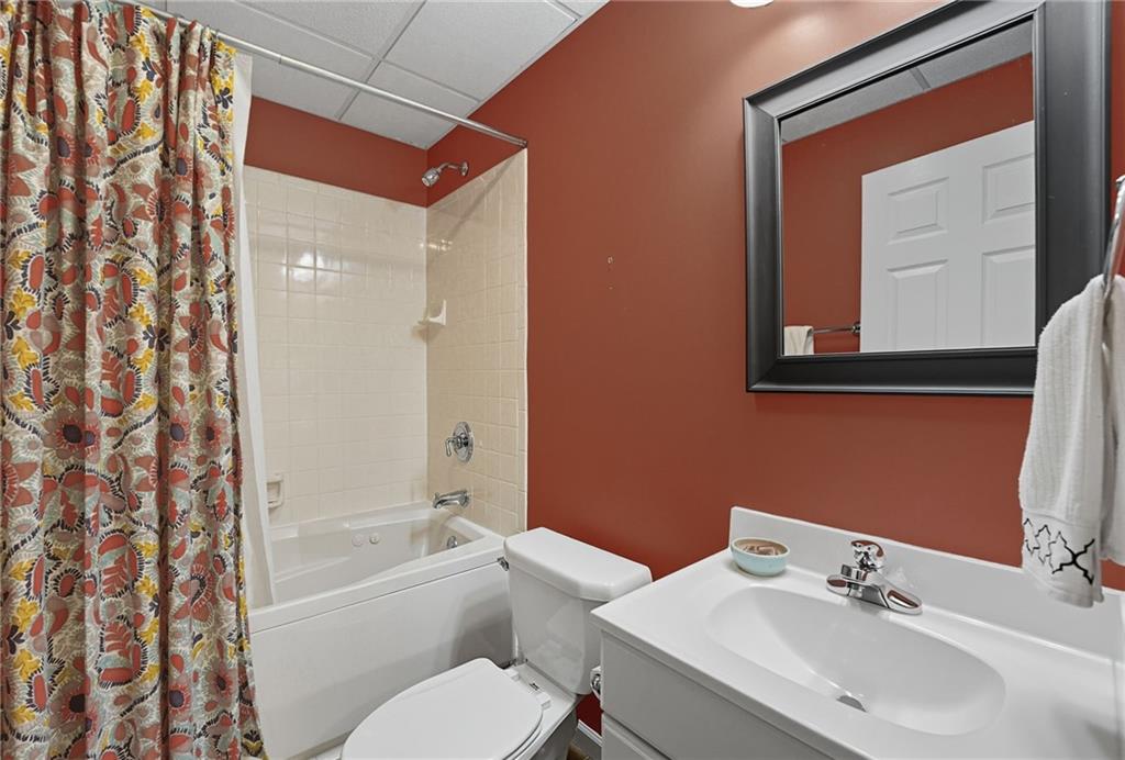 1161 Grand Oaks Glen NW