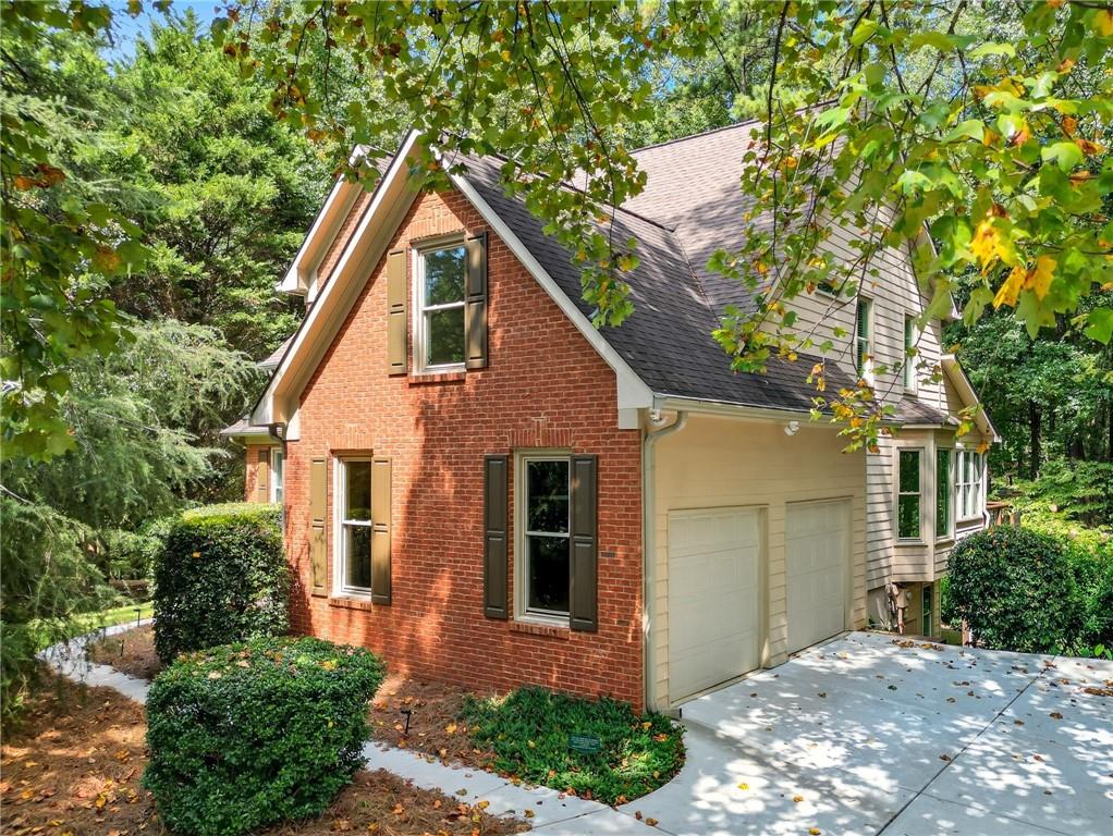 1161 Grand Oaks Glen NW