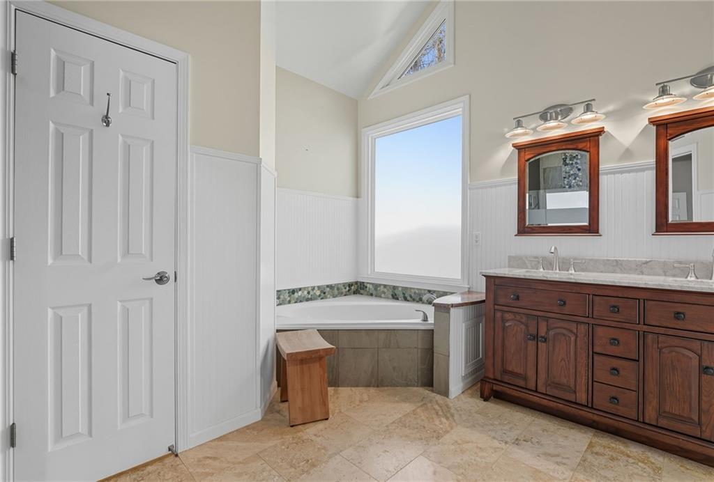 1161 Grand Oaks Glen NW