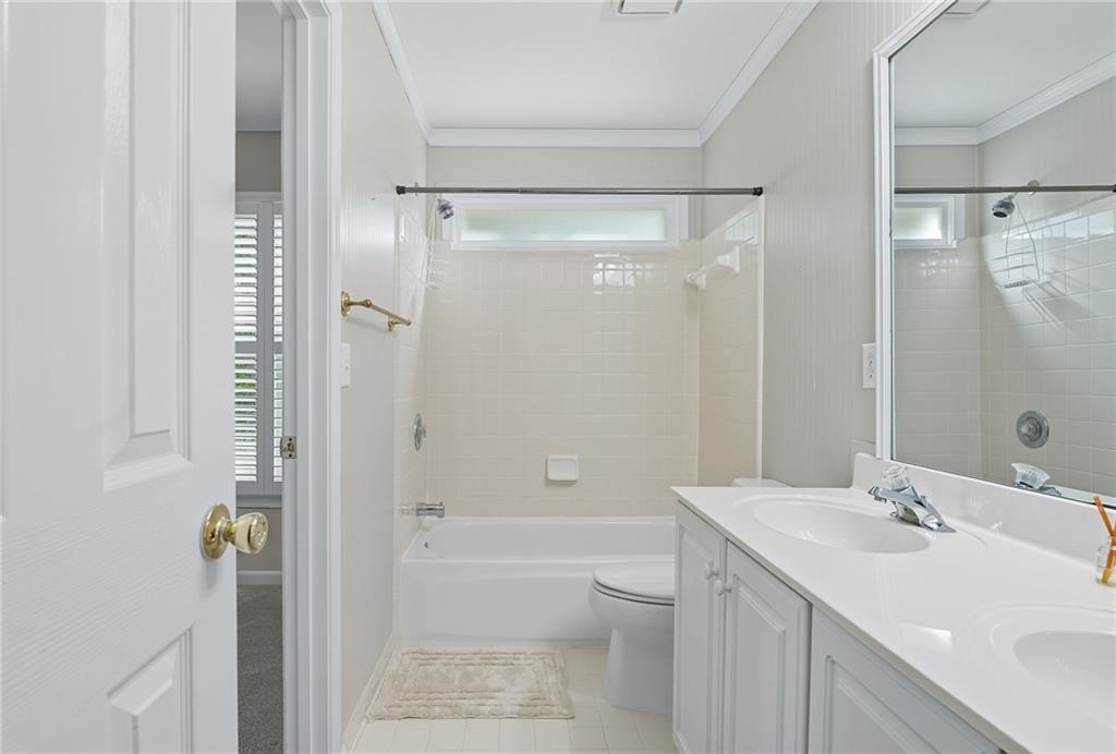 1161 Grand Oaks Glen NW