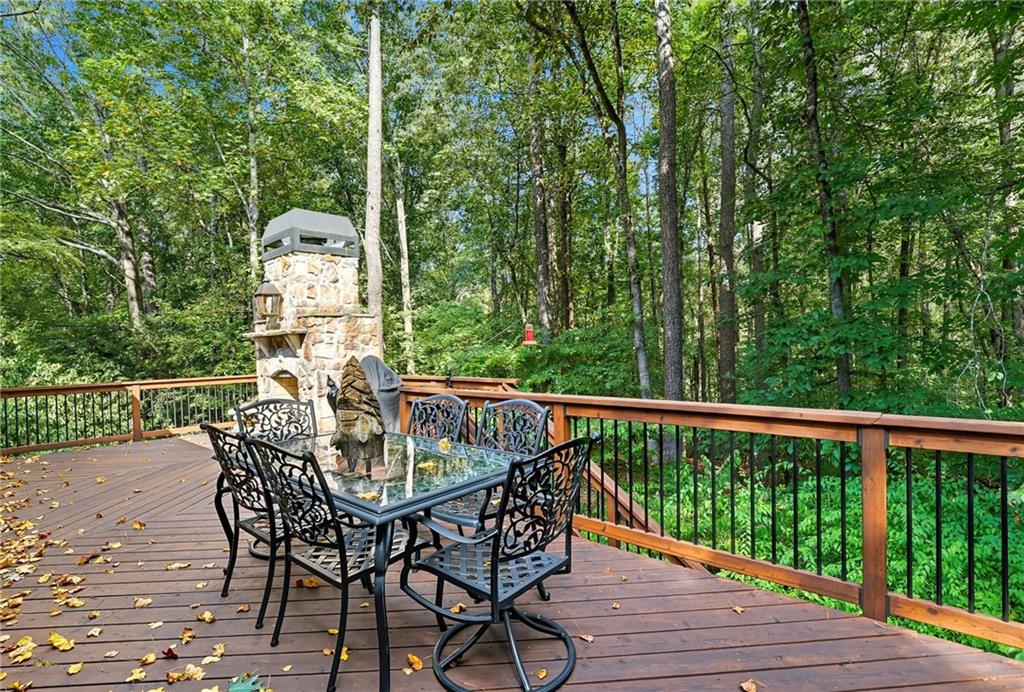 1161 Grand Oaks Glen NW