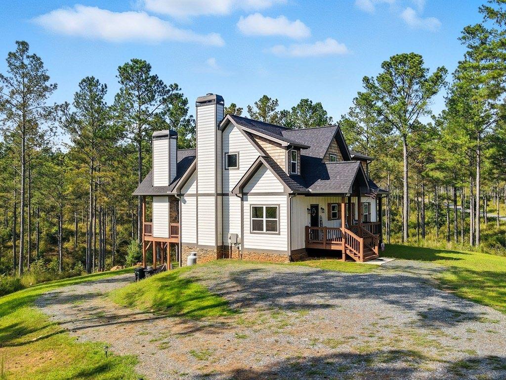 1068 High River Road