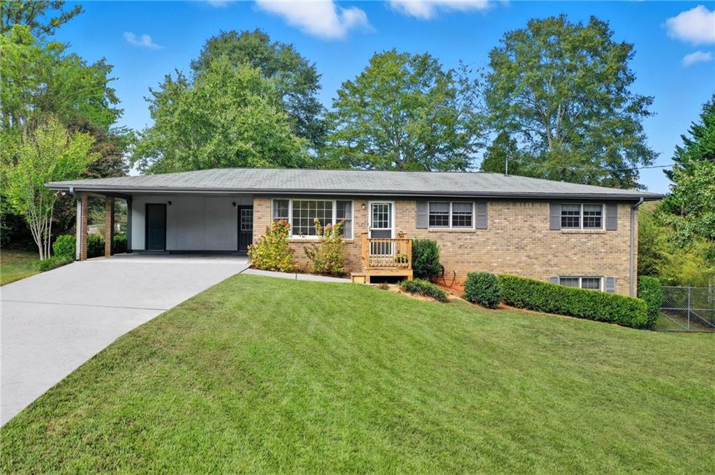 605 Embry Lane