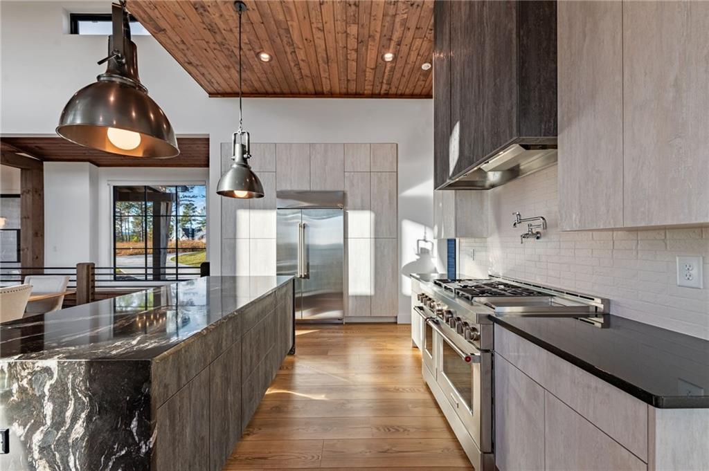 191 High River Landing