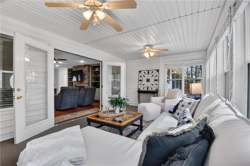 7634 Chatsworth Highway